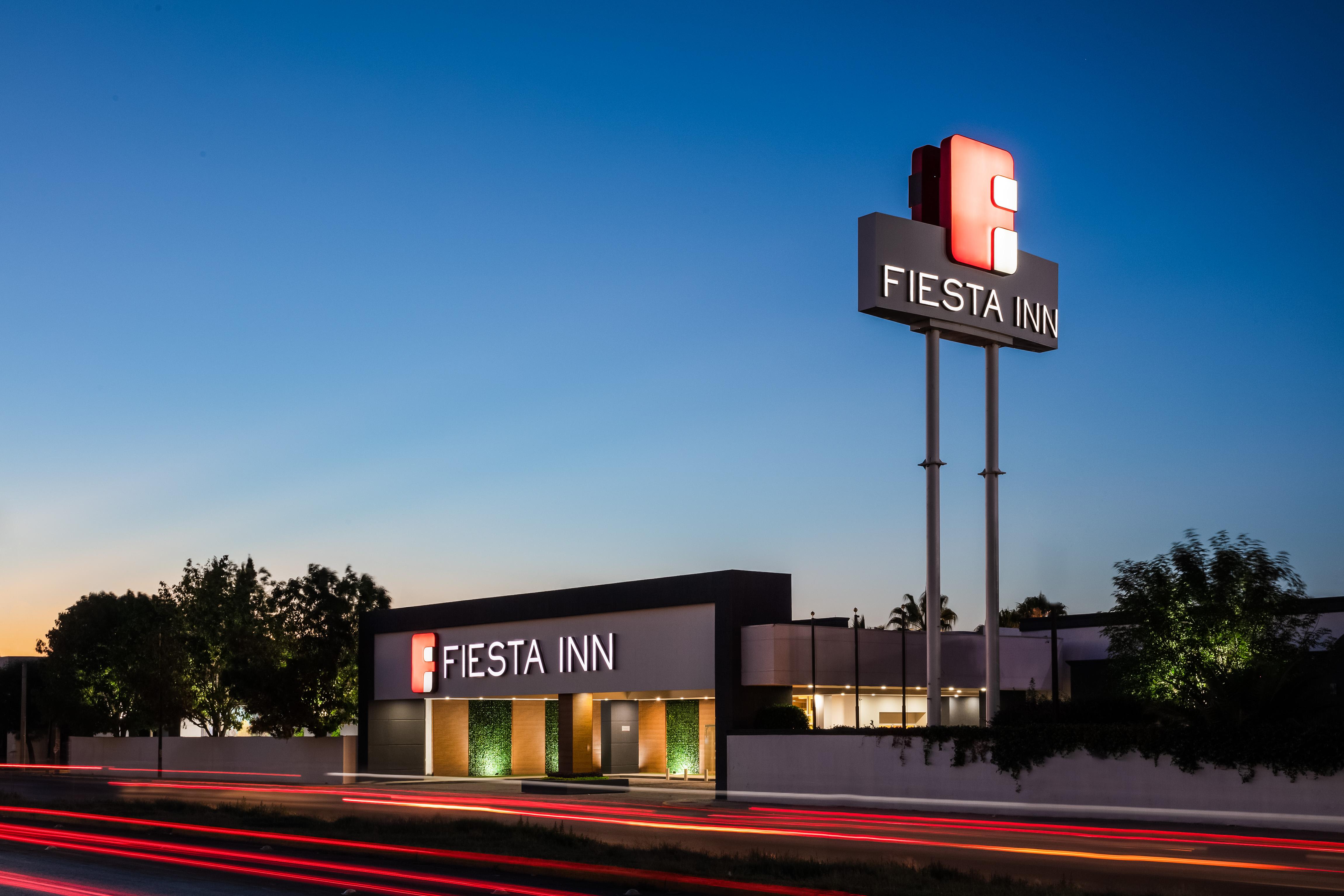 Fiesta Inn San Luis Potosi Glorieta Juarez Exterior photo