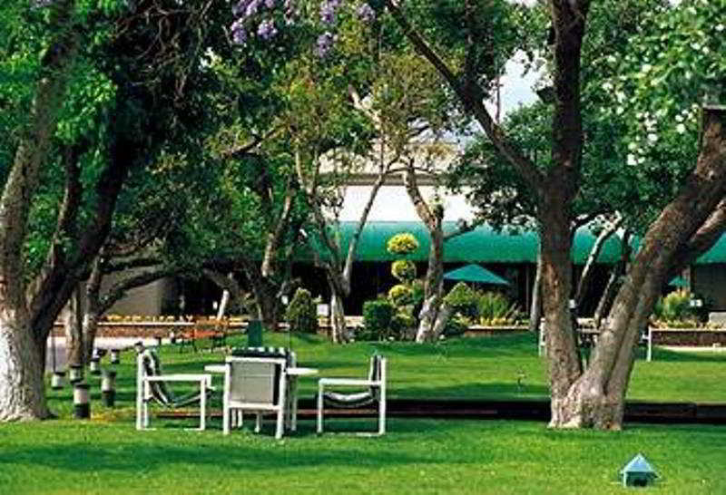 Fiesta Inn San Luis Potosi Glorieta Juarez Exterior photo