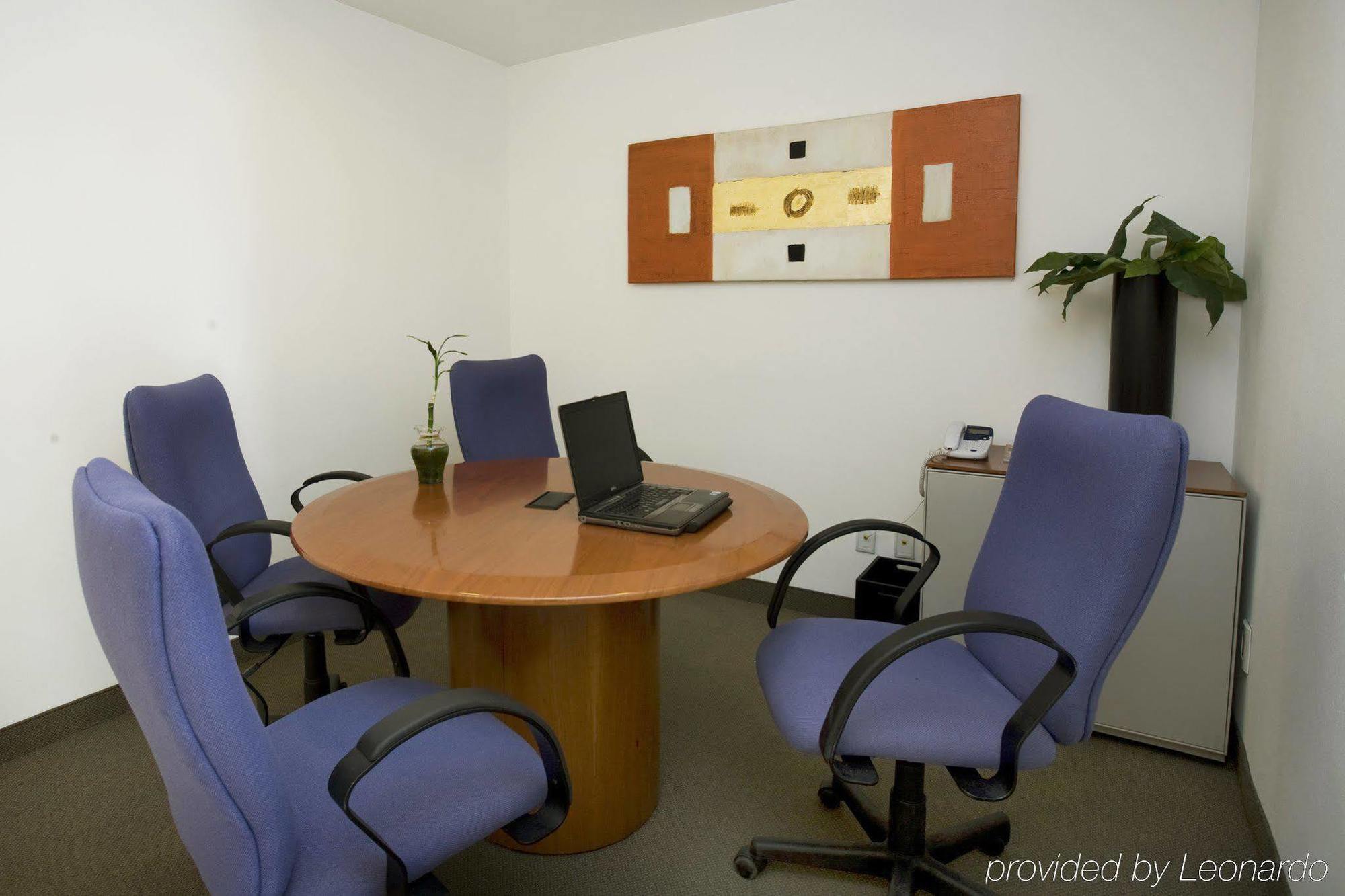 Fiesta Inn San Luis Potosi Glorieta Juarez Business photo